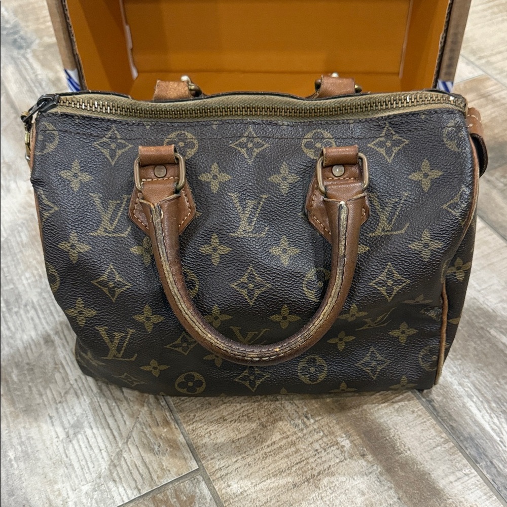 Louis Vuitton Monogram Vintage French and Company Speedy - Picture 2 of 16